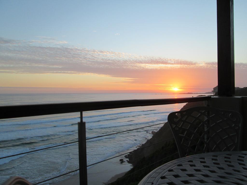 Brenton On The Rocks Hotel Exterior photo