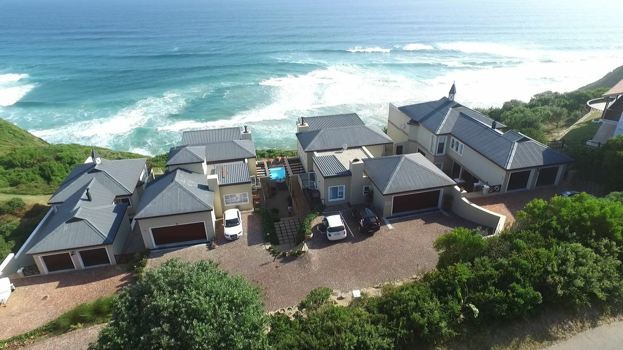 Brenton On The Rocks Hotel Exterior photo