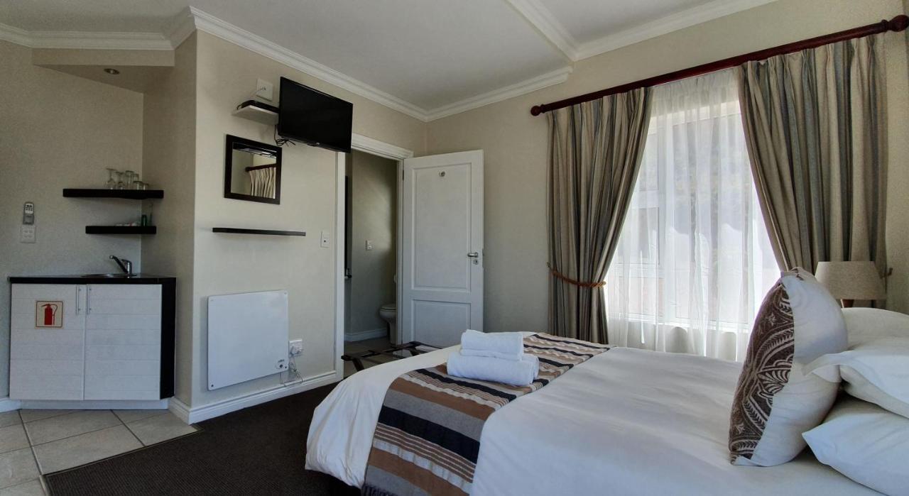 Brenton On The Rocks Hotel Exterior photo