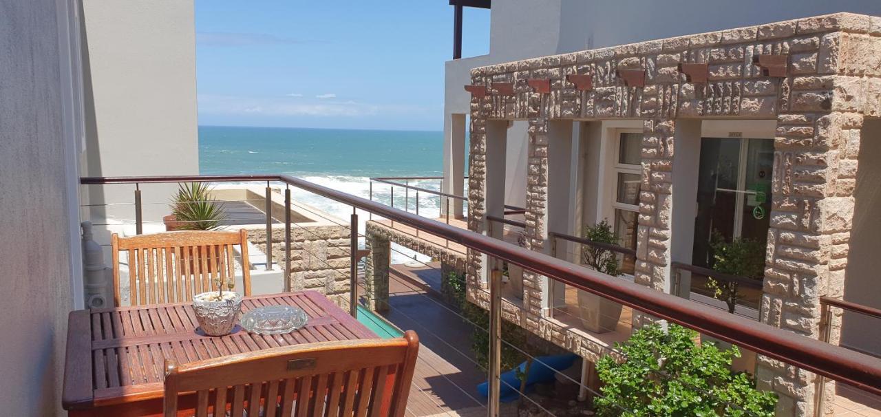 Brenton On The Rocks Hotel Exterior photo